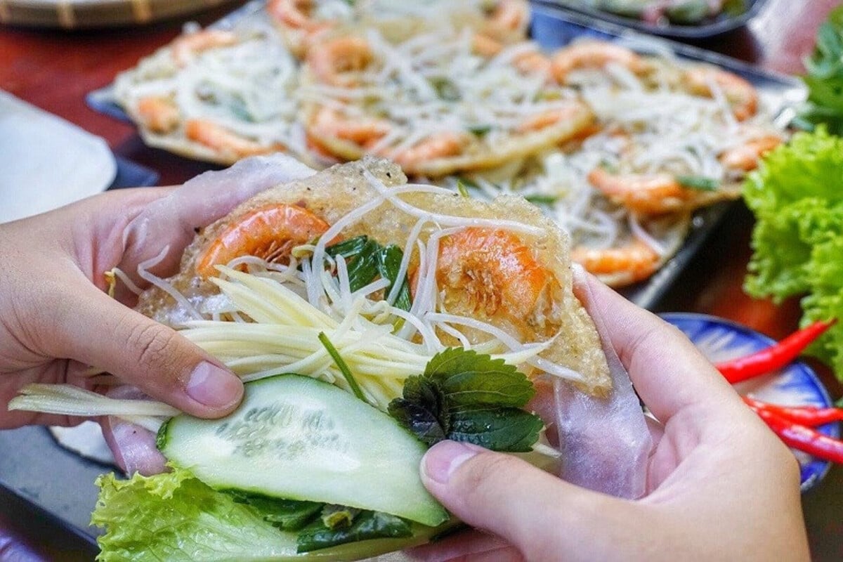 Bánh xèo tôm nhảy (Nguồn: Internet)