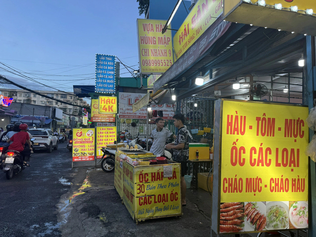 Tổng hợp những địa điểm thu hút giới trẻ ở Sài Gòn - ảnh 4