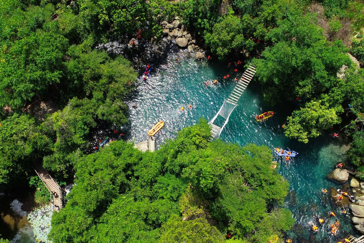 Suối Moọc nay thuộc xã Phong Nha, tỉnh Quảng Trị (Ảnh: Oxalis Adventure)