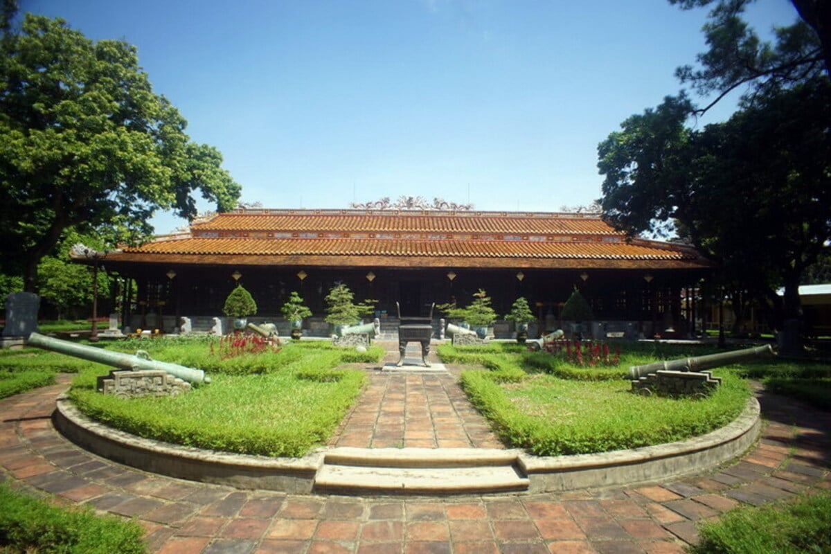 Điện Long An (Nguồn: Internet)