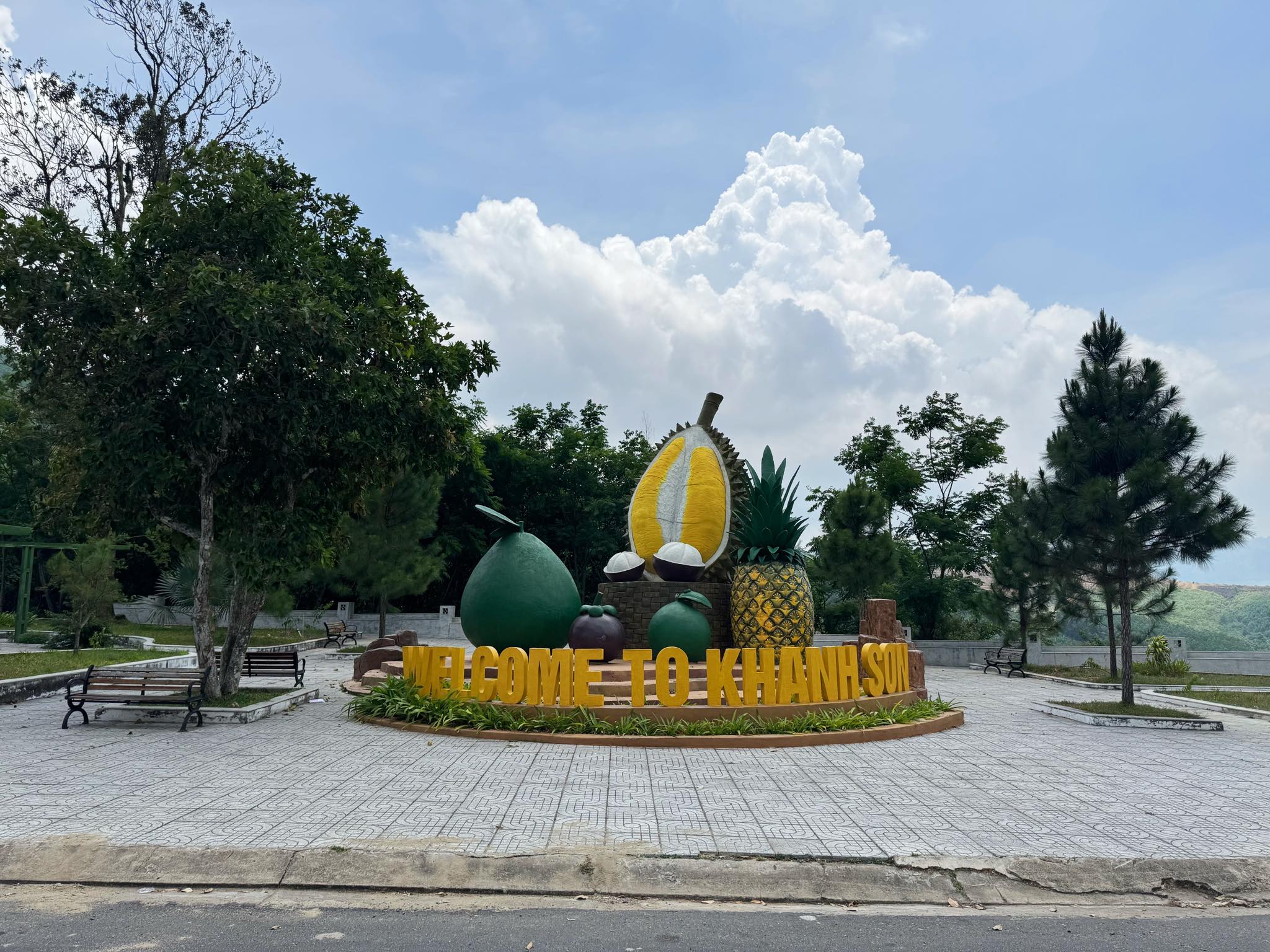 Đỉnh đèo Khánh Sơn (Ảnh: Ly Thanh Quan)