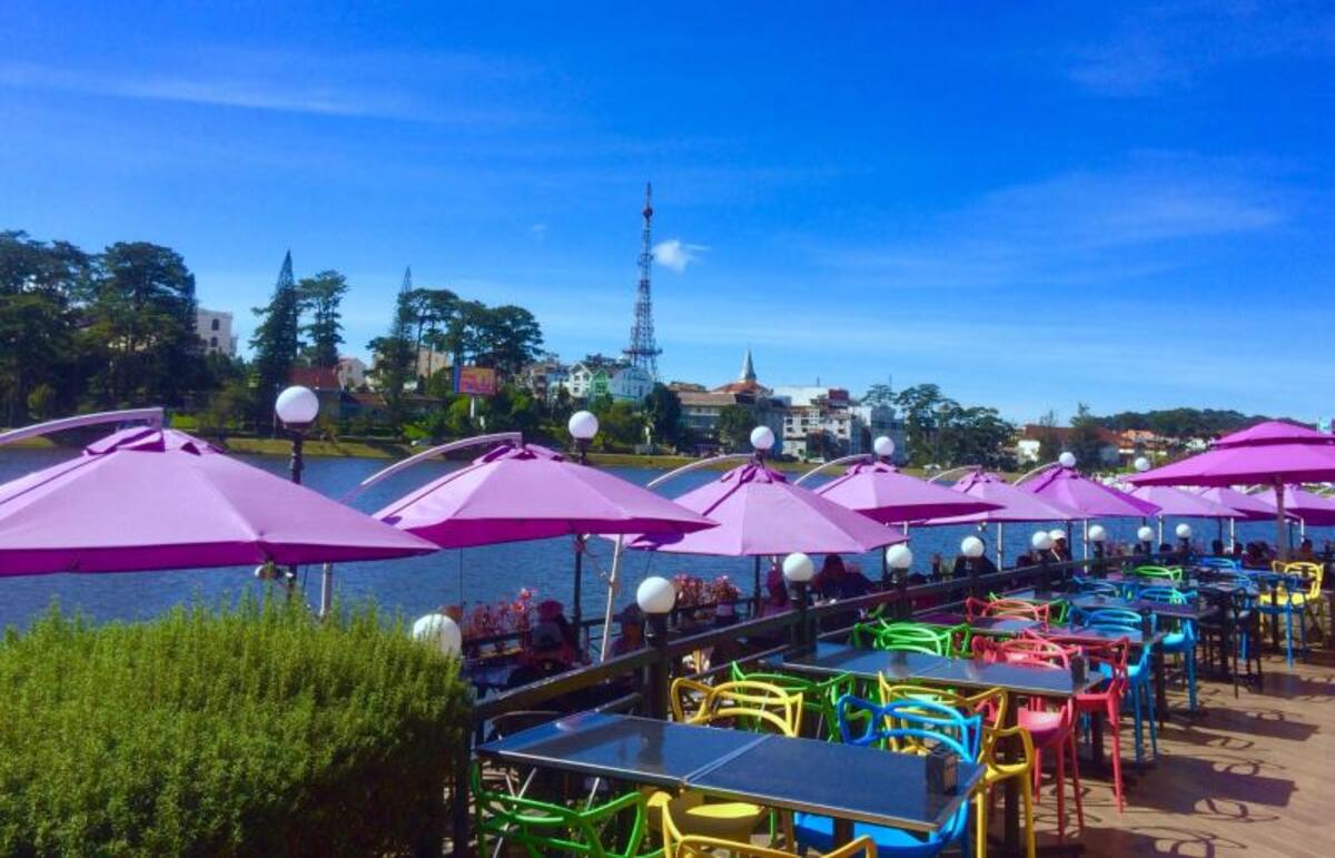 Cafe Thanh Thủy ven Hồ Xuân Hương (Nguồn: Internet)