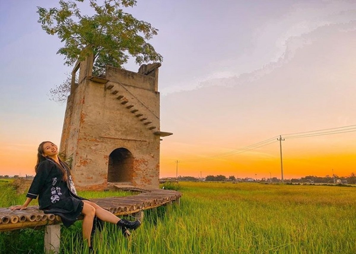 Hoàng hôn ở lò gạch cũ Hội An
