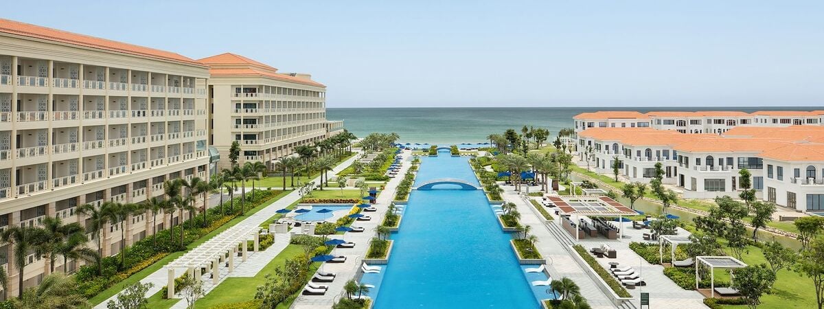 Top 9 resort Đà Nẵng gần biển, view đẹp 'xuất sắc' nhất 2025 - ảnh 1