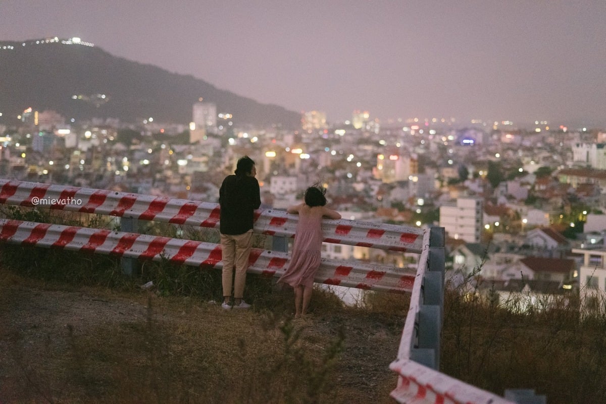 Đồi Con Heo (Ngân Vũ Kim/Check in Vietnam)