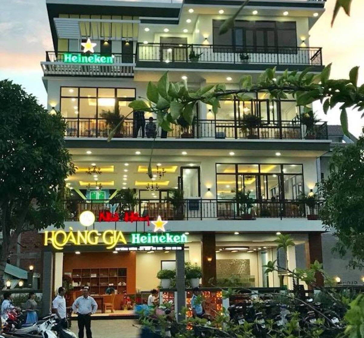 Nhà hàng Hoàng Gia (Nguồn: Internet)
