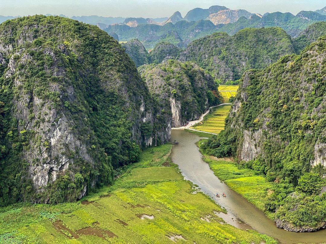 Tràng An - Tam Cốc từ lâu đã được ví như 'Vịnh Hạ Long trên cạn'. (Ảnh: Internet)