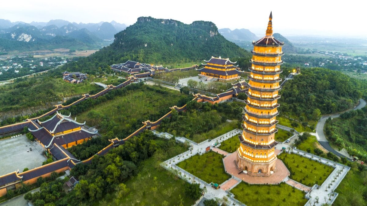 Du lịch Ninh Bình cùng người yêu nên đi những đâu đẹp và lãng mạn nhất? - ảnh 9