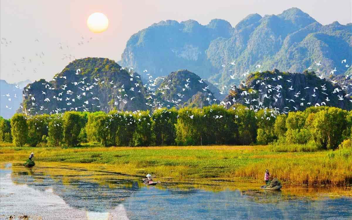 Du lịch Ninh Bình cùng người yêu nên đi những đâu đẹp và lãng mạn nhất? - ảnh 4