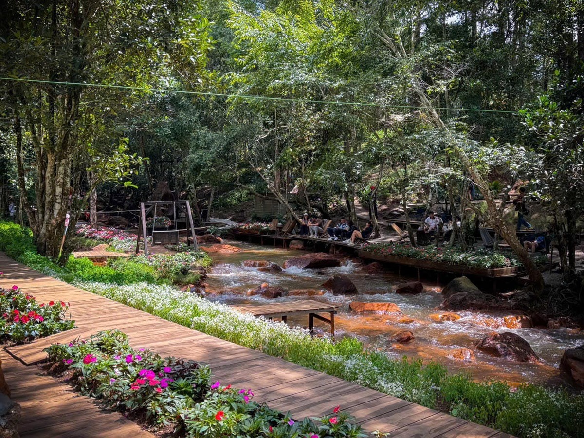 Quán cafe Vườn Địa Đàng Đà Lạt (Ảnh: Vườn Địa Đàng)