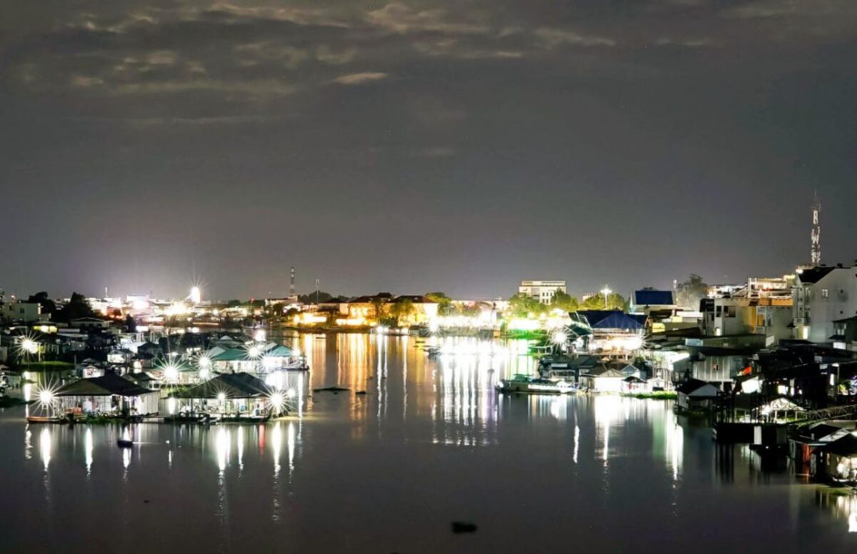 Làng cá bè Châu Đốc (Ảnh: Thám Hiểm Mekong)