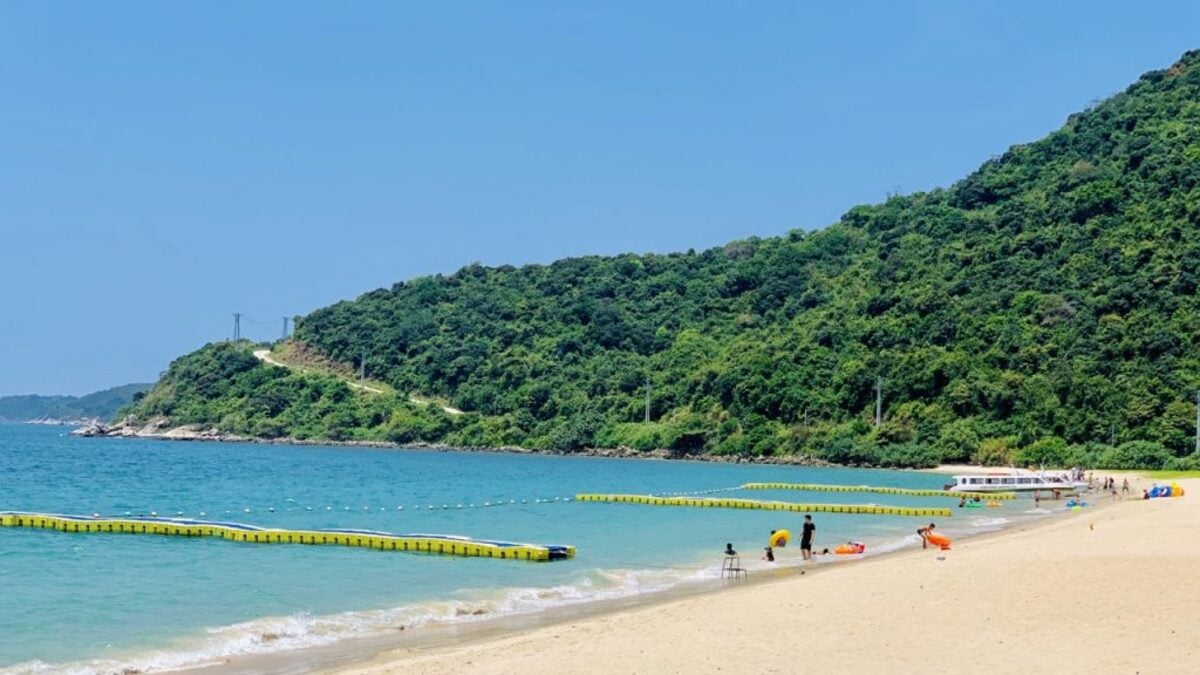 Bãi biển Hà My (Nguồn: Internet)