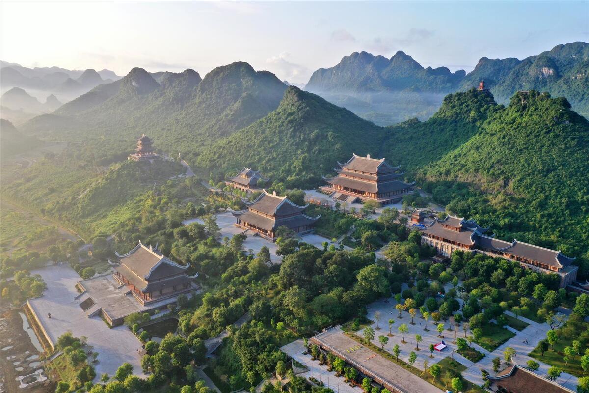 Địa phương nào ở miền Bắc sở hữu 2 quần thể du lịch tâm linh đồ sộ bậc nhất Việt Nam? - ảnh 3