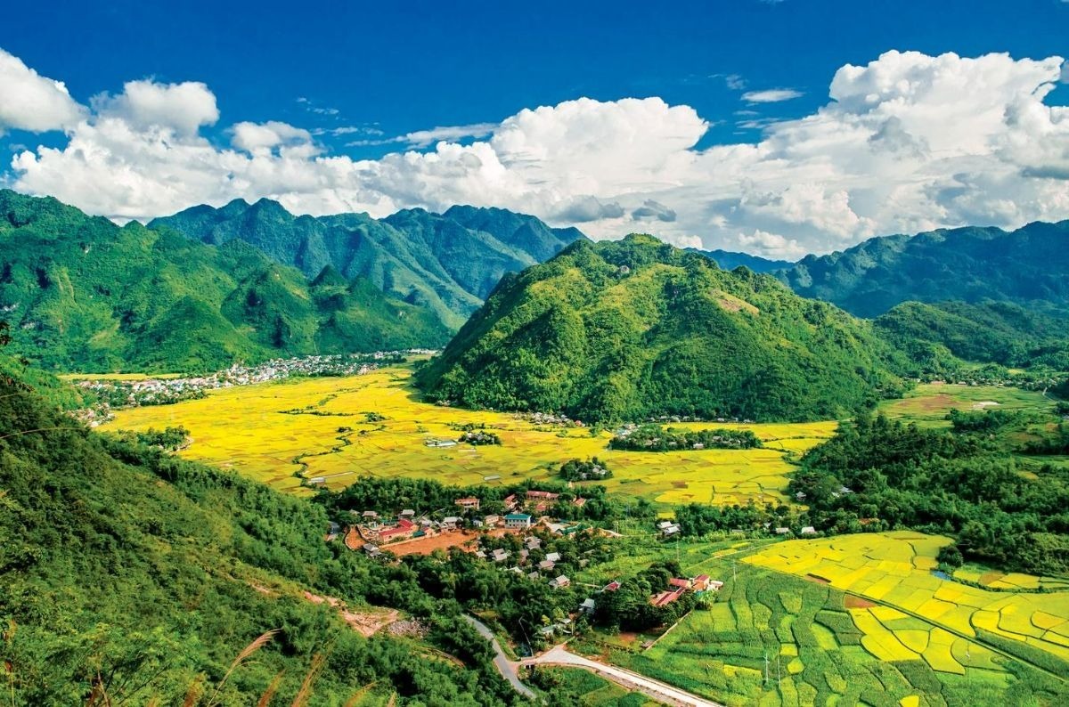Du lịch Hòa Bình 2 ngày 1 đêm: Lịch trình hấp dẫn nhất cho người đi lần đầu - ảnh 1