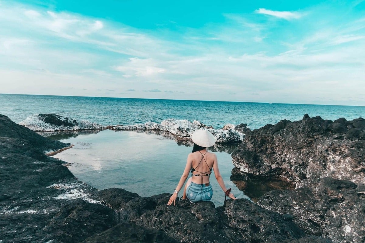 Hồ Vô Cực Nguồn: Internet)