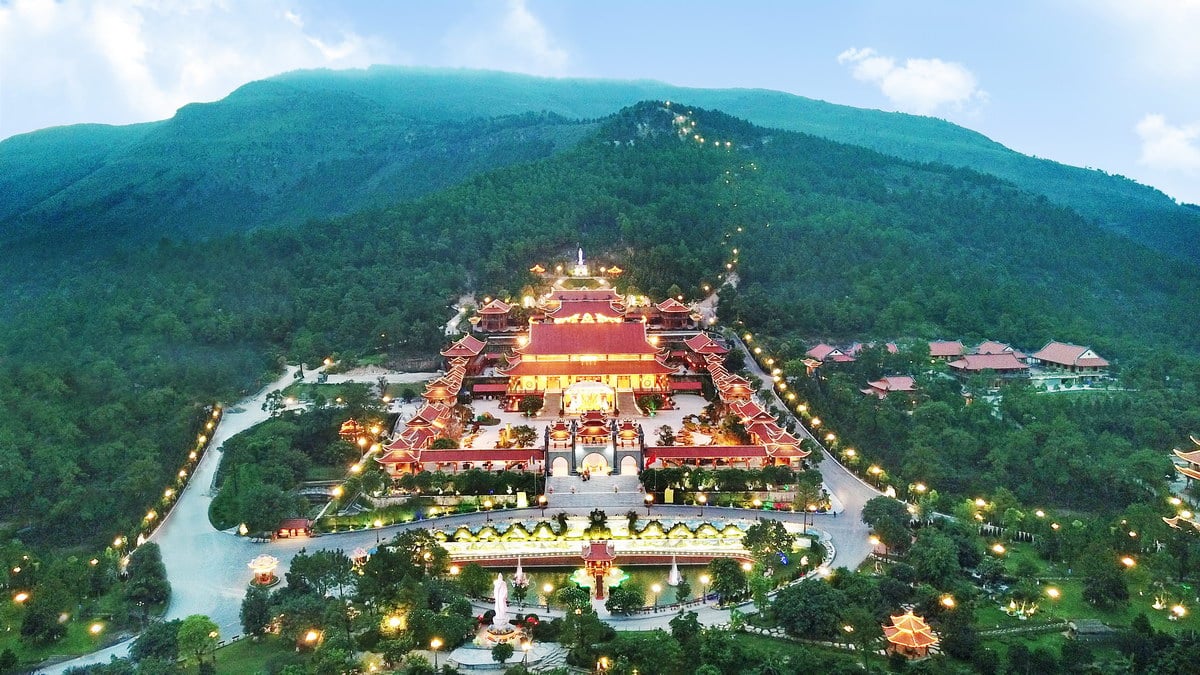 Chùa Ba Vàng. (Ảnh: Internet)