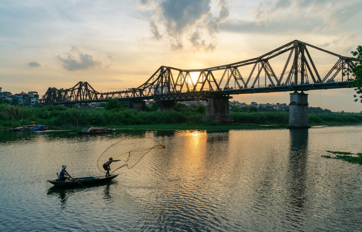 Chiêm ngưỡng những cây cầu đẹp độc đáo nhất Việt Nam - ảnh 2
