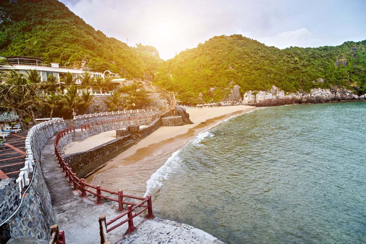 Khám phá tour du lịch Hải Phòng 3 ngày 2 đêm: Điểm đến và những đặc sản nên trải nghiệm - ảnh 2