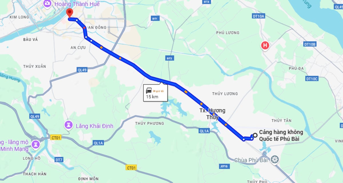 Khoảng cách từ sân bay Phú Bài đến trung tâm thành phố Huế khoảng 15 km (Ảnh: Chụp màn hình Google maps)