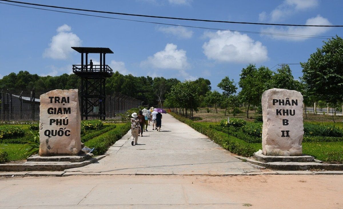 Gợi ý lịch trình tour du lịch Phú Quốc trong ngày: Khám phá trọn vẹn nét đẹp văn hóa Nam Đảo - ảnh 1