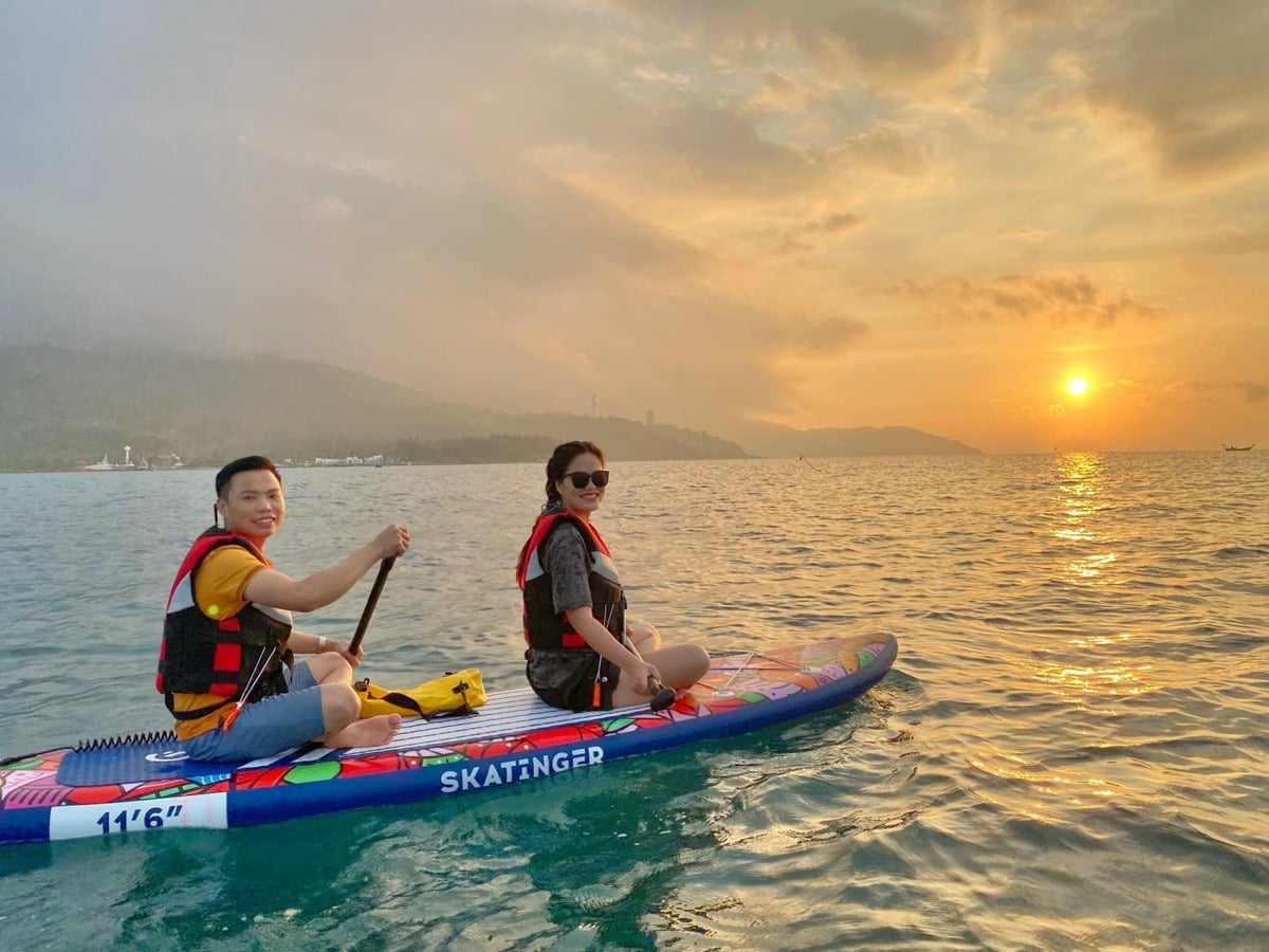 Chèo SUP bãi biển Mân Thái (Nguồn: Internet)
