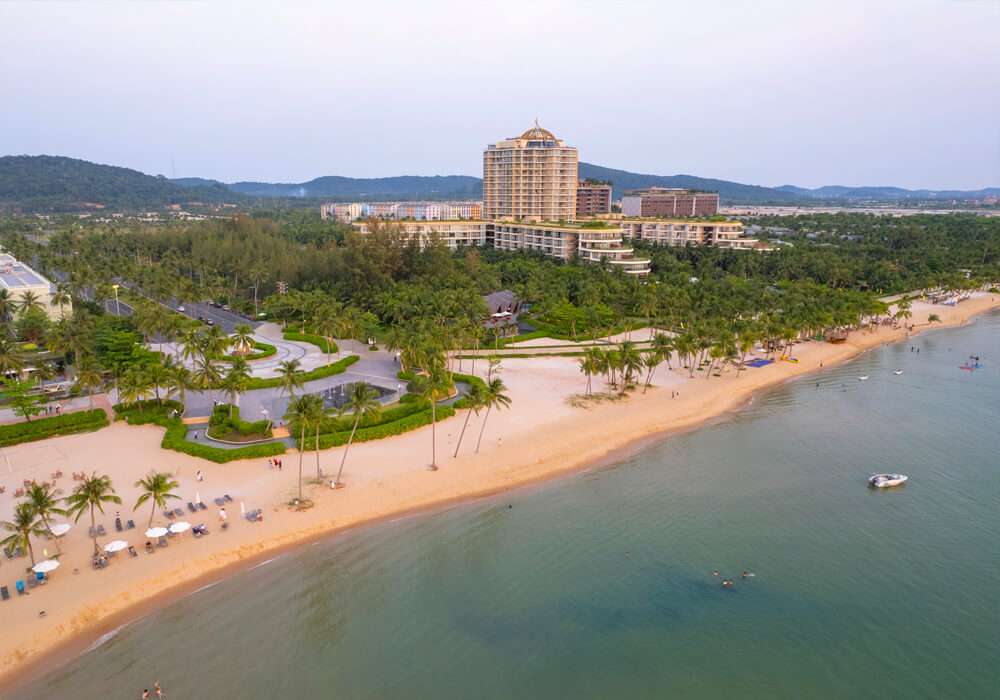 Review Bãi Trường Phú Quốc 2026: Giá phòng khách sạn và các điểm vui chơi ở gần - ảnh 2
