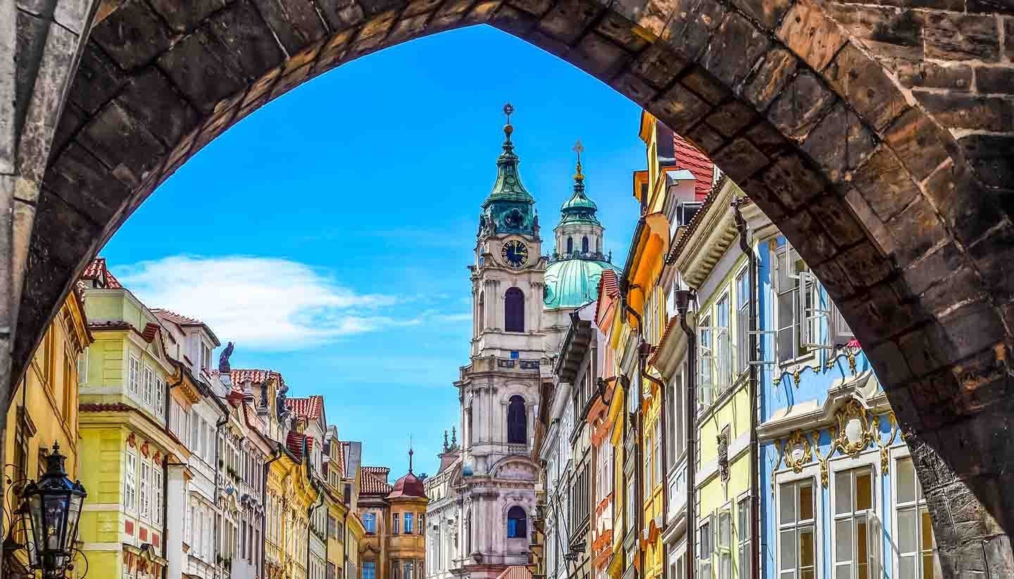 Đường bay Hà Nội - Praha khai thác từ 11/7, hàng không Việt mở rộng tới châu Âu - ảnh 1