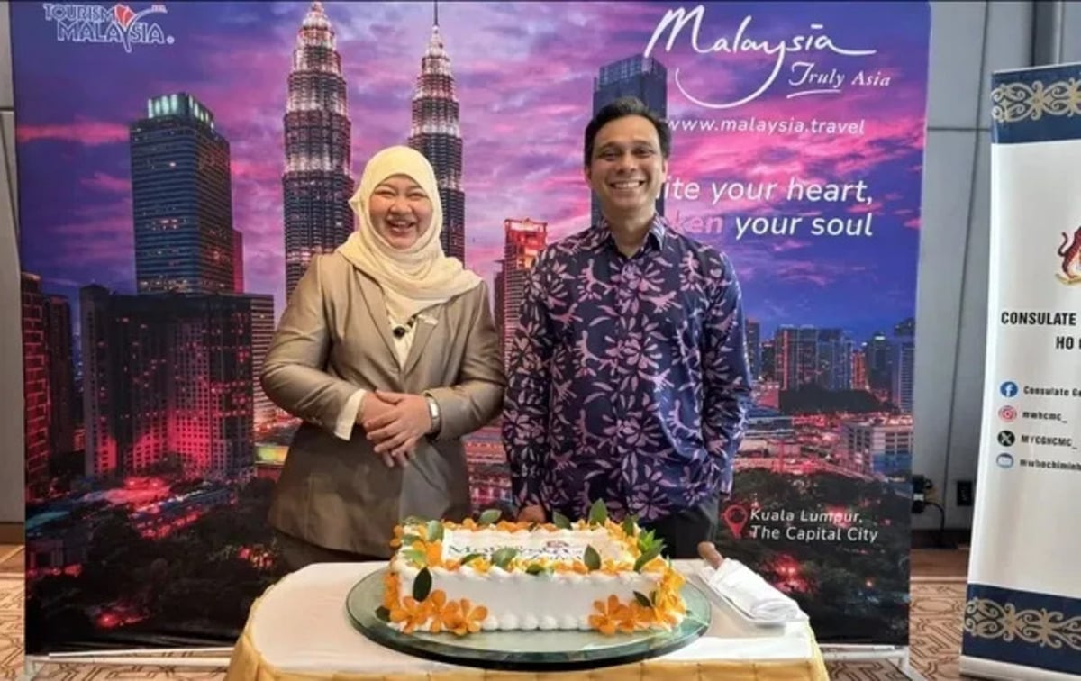 Tổng lãnh sự Malaysia tại TP.HCM Firdauz Othman và bà Amirah Nadiah Mazlan, Giám đốc Cục Xúc tiến Du lịch Malaysia tại TP.HCM (Nguồn: BTC)