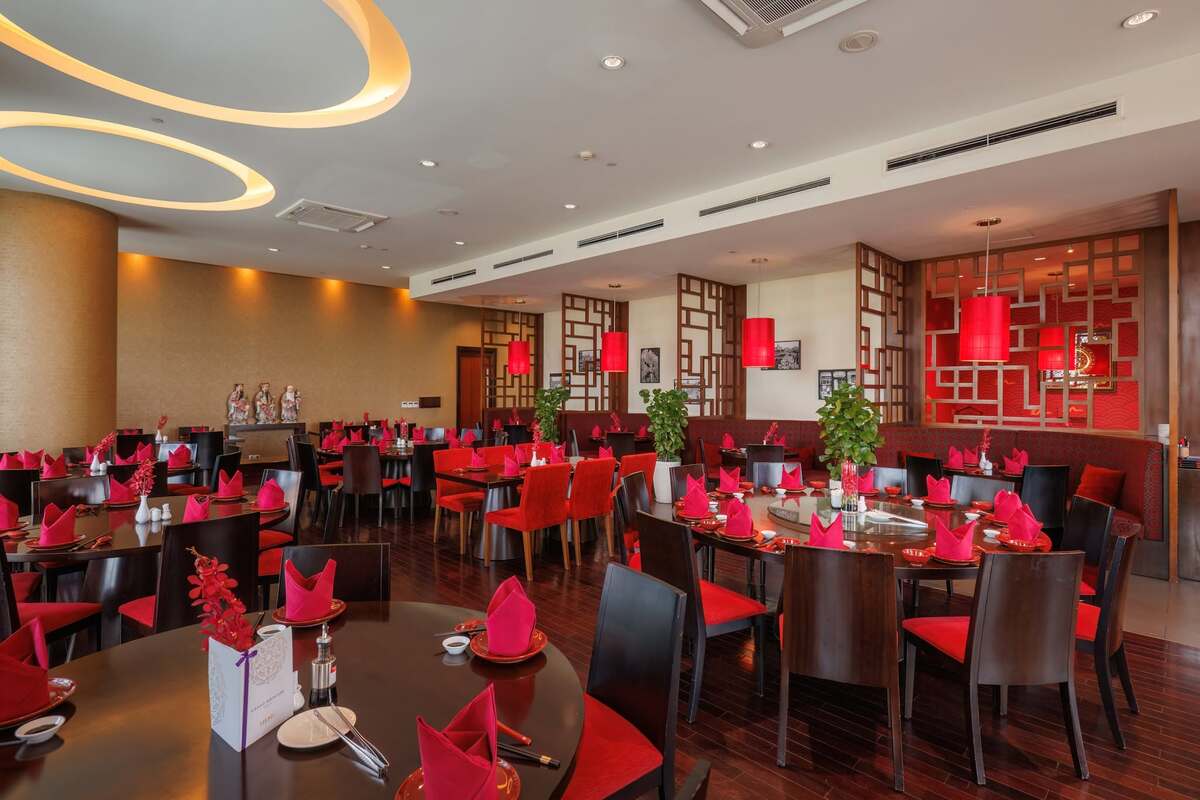 The Golden Dragon là nhà hàng Trung Hoa cao cấp nằm trong khách sạn 5 sao Grand Mercure (Ảnh:The Golden Dragon)