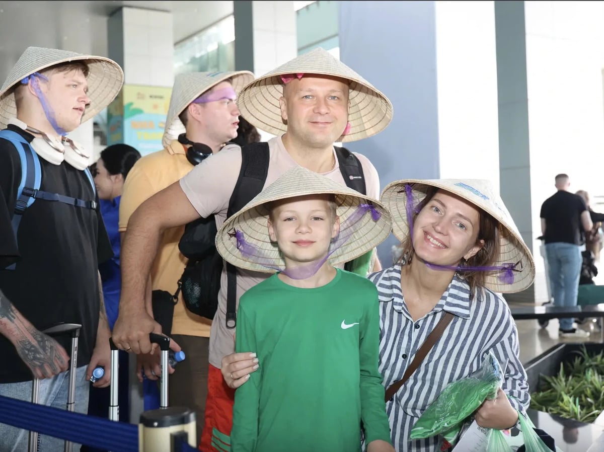 Giải mã đòn bẩy giúp thị trường khách Nga bứt tốc kỷ lục tại Việt Nam - ảnh 1