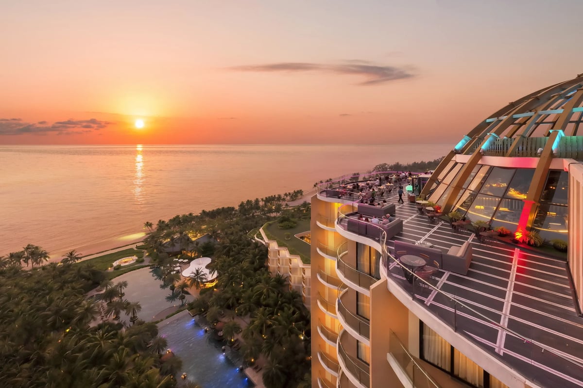 Tổng hợp beach bar có view hoàng hôn đẹp nhất dọc Bãi Trường Phú Quốc - ảnh 4