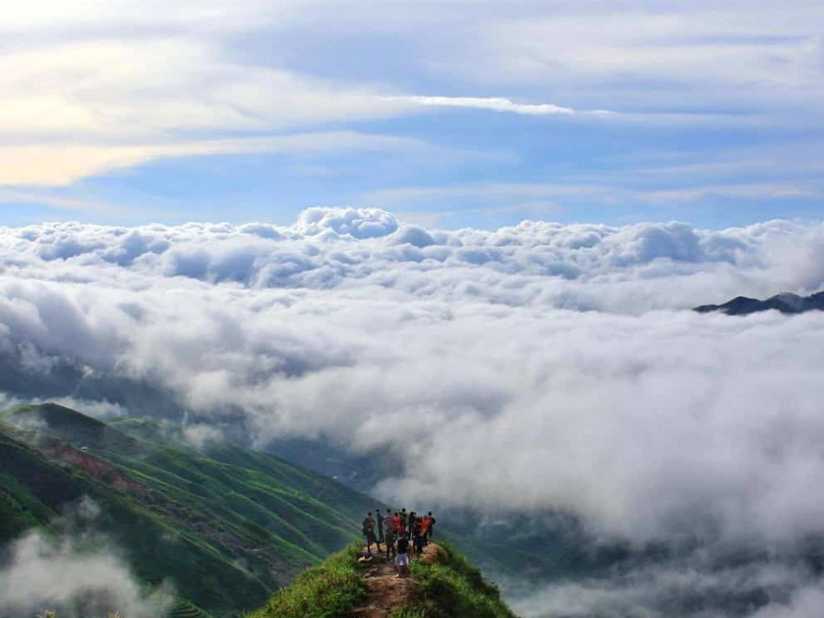 So với những điểm đến vùng núi đã phát triển mạnh về du lịch, Tà Xùa vẫn giữ được phần nào nét nguyên sơ và chậm rãi (Ảnh: Internet)