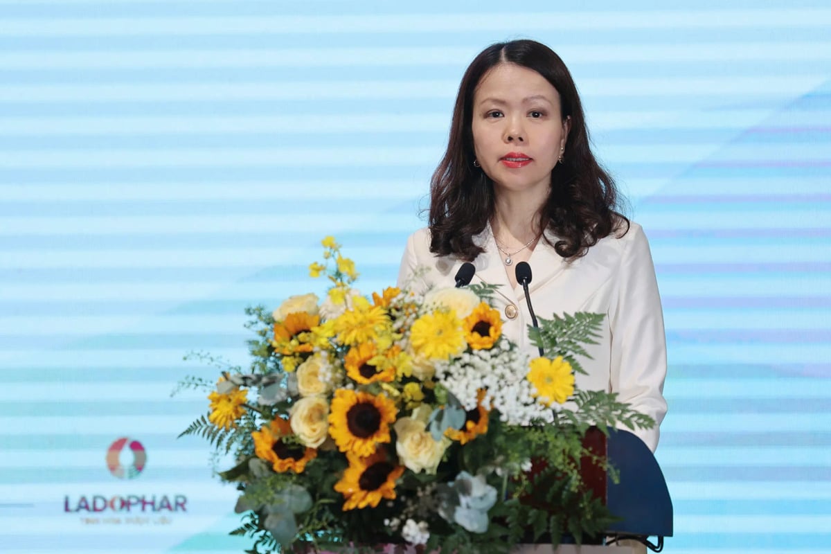 Bà Nguyễn Minh Hằng, Thứ trưởng Bộ Ngoại giao, phát biểu khai mạc (Ảnh: Bá Duy)