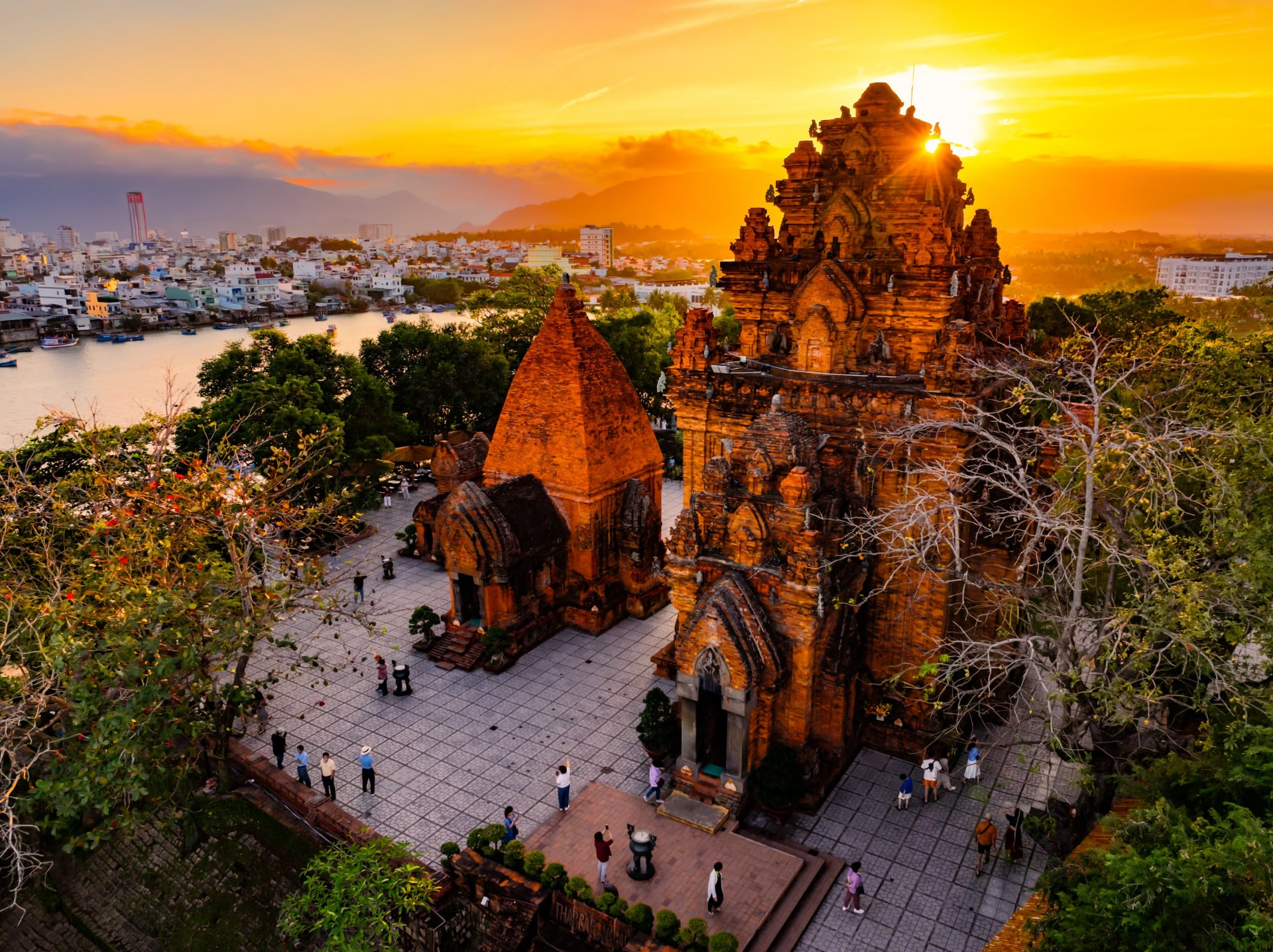 Để đón dòng khách này, Khánh Hòa đang khuyến khích doanh nghiệp đầu tư, chuyển đổi công năng hệ thống nhà hàng, khách sạn, khu nghỉ dưỡng cao cấp theo tiêu chuẩn Halal (Ảnh: Internet)