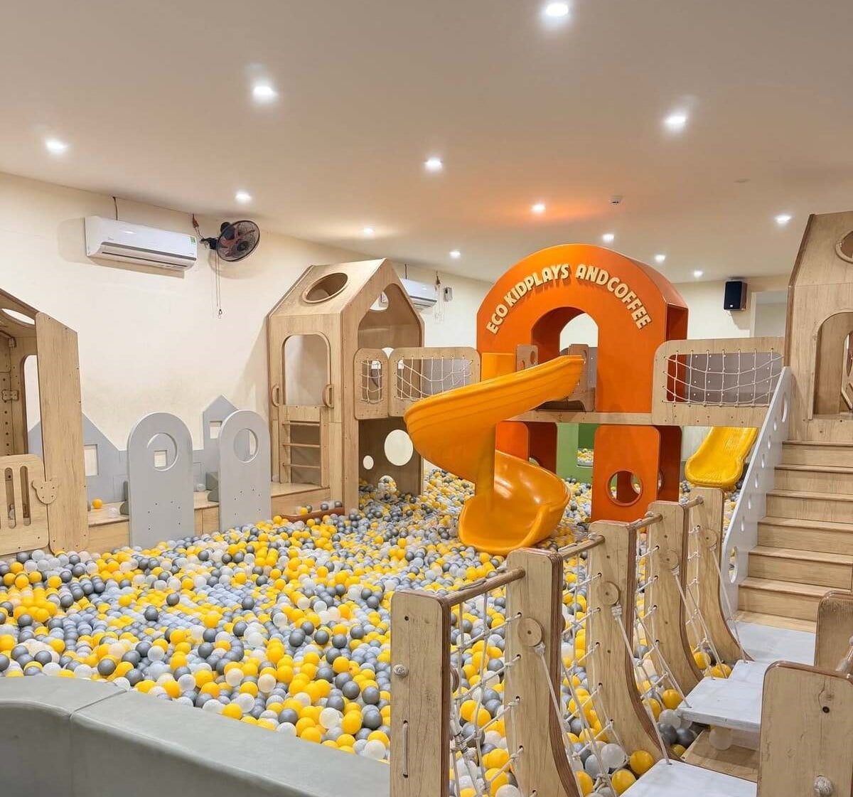 Khu vực vui chơi của trẻ tại Eco Kidplays & Coffee (Ảnh: Eco Kidplays & Coffee)