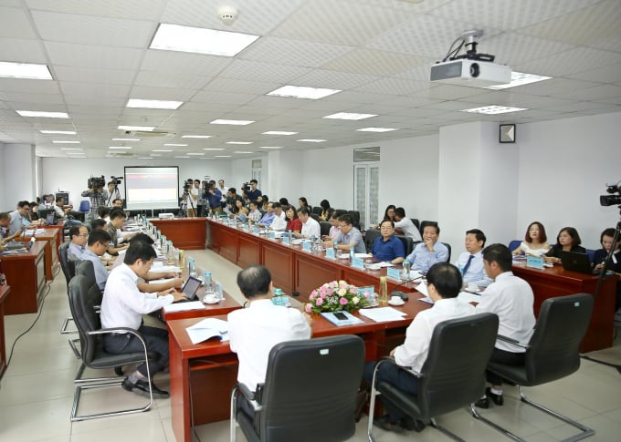 Tại diễn đàn các lãnh đạo cơ quan báo chí tham dự Diễn đàn đã cùng trao đổi, thảo luận về việc phát triển nguồn thu. Ảnh: Sơn Hải