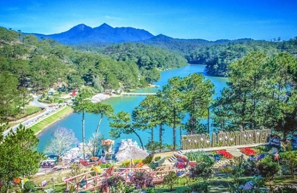 Quần thể du lịch TTC World thung lũng tình yêu tại Đà Lạt có diện tích 220ha.