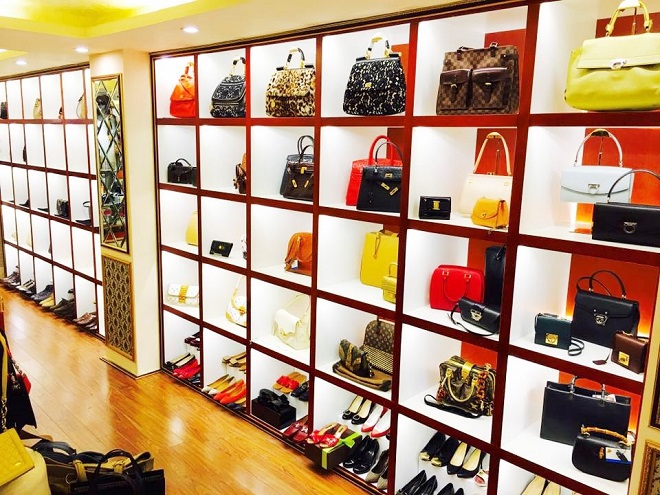 Shop hàng hiệu Linh Anh’s Authentic được ví như “nhịp cầu kết nối những niềm đam mê bất tận” của những “tín đồ” sành điệu, ưa chuộng hàng hiệu