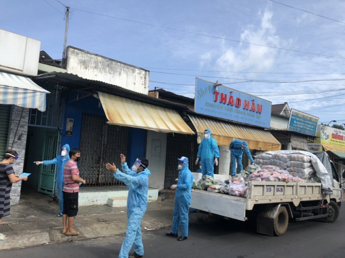 Hỗ trợ nhu yếu phẩm cho công nhân các khu nhà trọ ở Đồng Nai