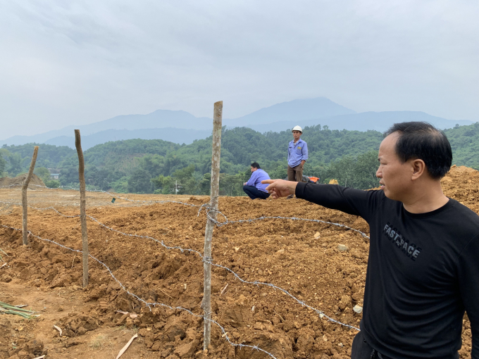 Khu vực bị rào dây thép gai, đang tranh chấp là đất nằm trên giấy chứng nhận quyền sử dụng đất của gia đình ông Lê Văn Triển. Ảnh: H.Đ