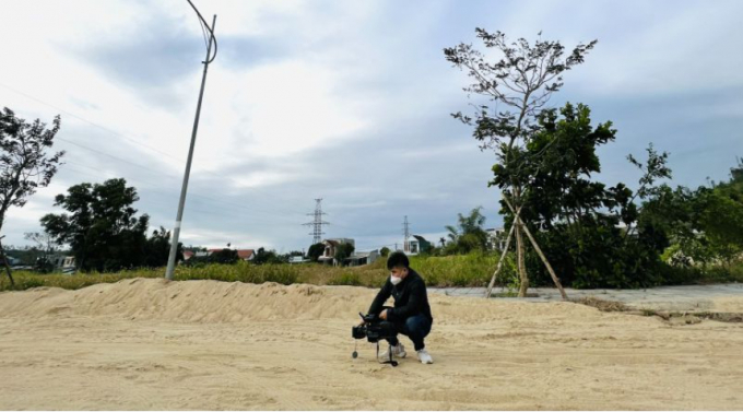 Phóng viên ghi nhận điểm tập kết cát trái phép của Công ty Tiến Trang tại Khu tái định cư Liên Hiệp 1.