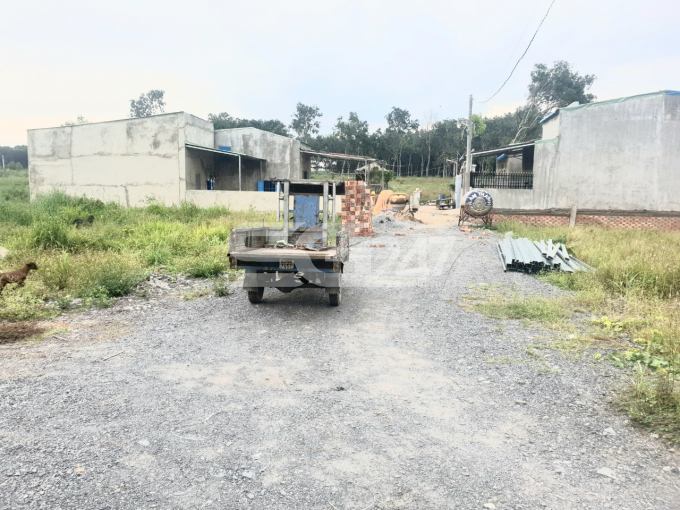 Hình ảnh một đường đi nội bộ dẫn vào các căn nhà trên thửa 126 tờ bản đồ 19, khu phố Tân Lập, phường Phước Tân, Tp. Biên Hòa, Đồng Nai