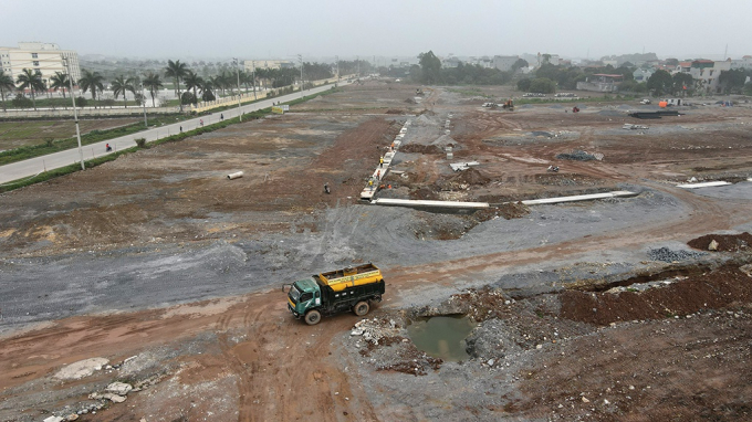 Nếu quy định giao đất cho doanh nghiệp dự án, sẽ dễ hình thành những nhà đầu tư lớn chuyên đi đấu thầu dự án rồi bán lại ẢNH LÊ QUÂN