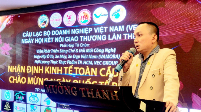 Phó Chủ tịch VAMOBA, kiêm Chủ tịch VEC – ông Phan Liên, phát biểu tại sự kiện.