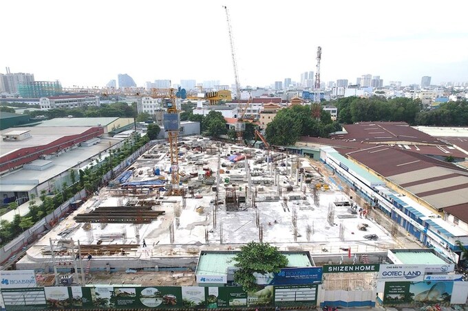 Dự án của Công ty Gotec Land đã phải dừng thi công nhiều tháng qua. Ảnh: ĐÌNH SƠN