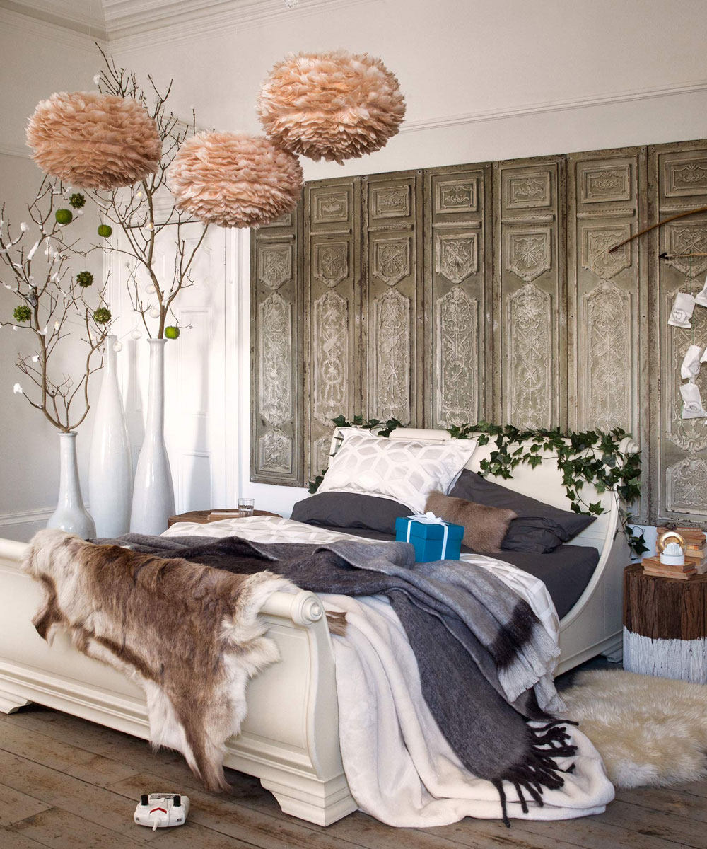 Bedroom-with-ski-lodge-feel