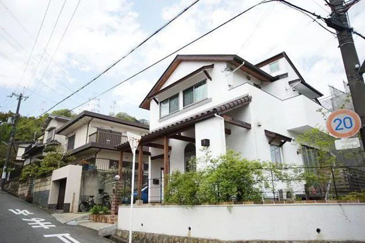 Những ngôi nhà đơn lập tại Nhật Bản thường không gắn với các dịch vụ y tế xã hội, giá trị nhà cũng rẻ hơn.