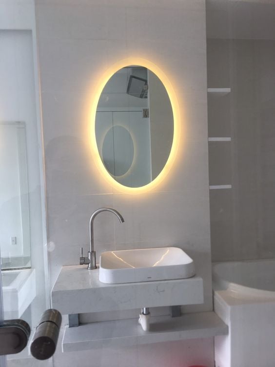 Gương phòng tắm đèn LED cảm ứng là một phát minh có tầm quan trọng to lớn trong việc nâng cao đời sống cho con người