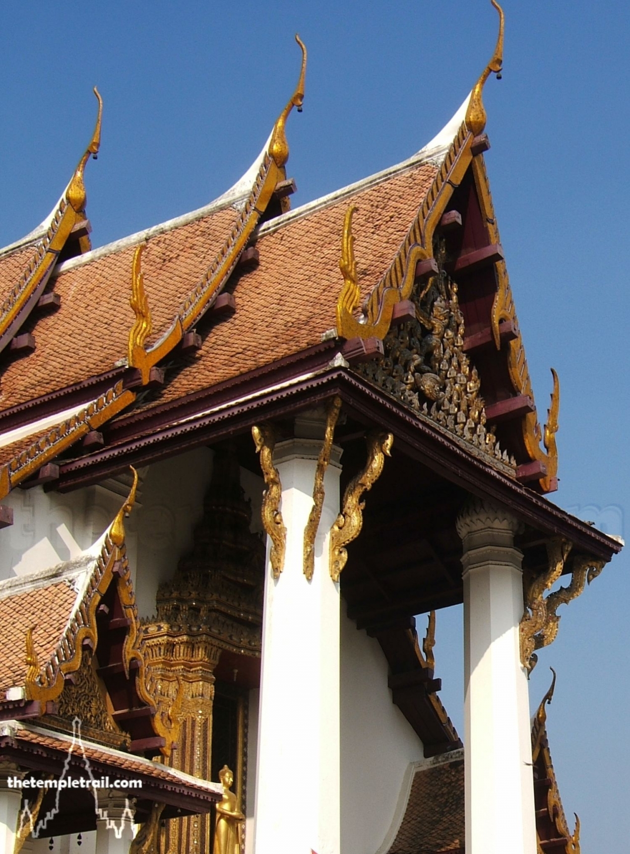 Mái chùa ở Ayutthaya.