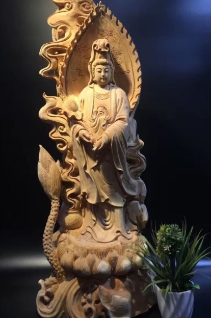 Tượng Phật Bà Quan Âm.